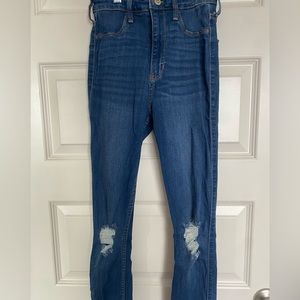 hollister ripped blue jeans